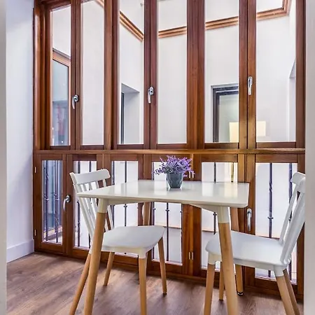 Apartment Stunning In *